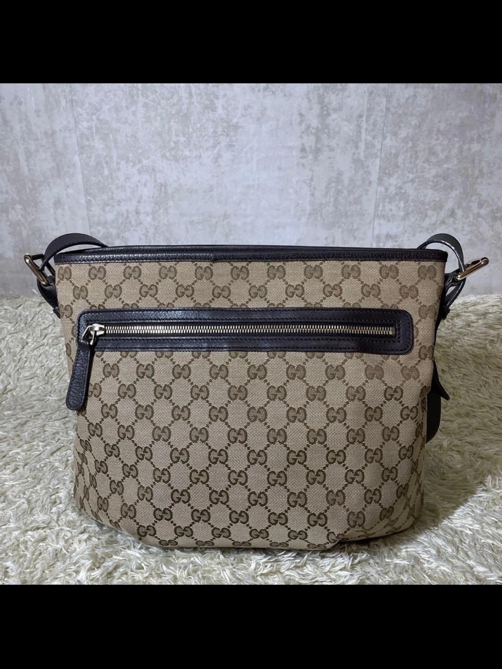 Gucci Beige/Tan GG Monogram Crossbody Bag with Dark Brown Trim - Picture 2 of 16